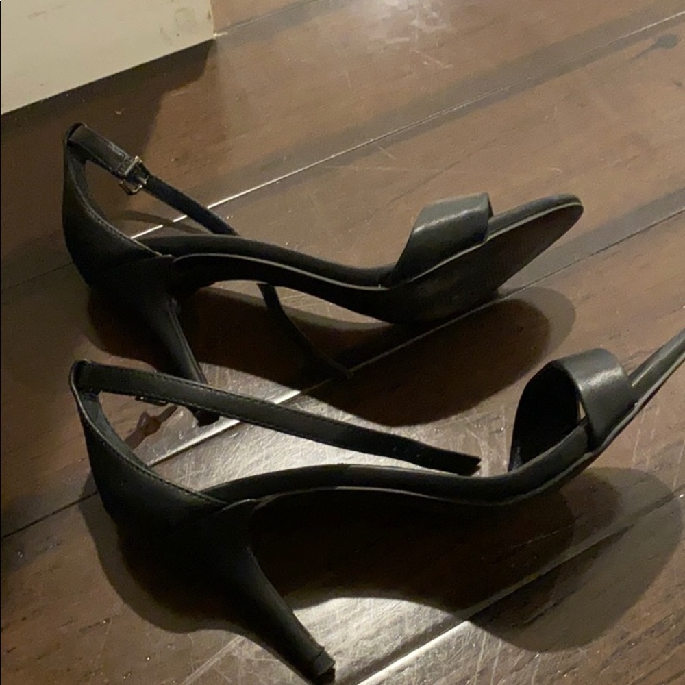 high heels - Picture 3 of 4